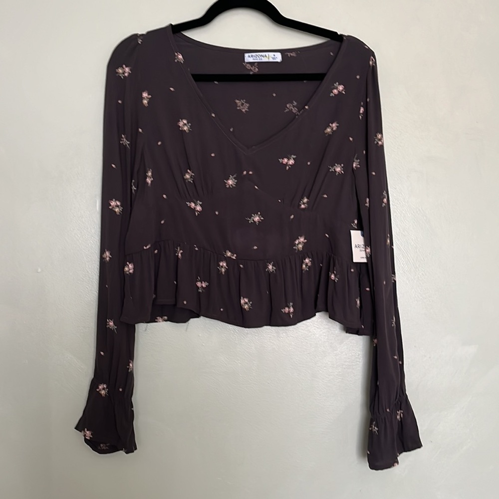 Arizona Jean Co. NWT Long Sleeve Floral Top - size S